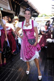 Katarina Witt feet photo thumbnail