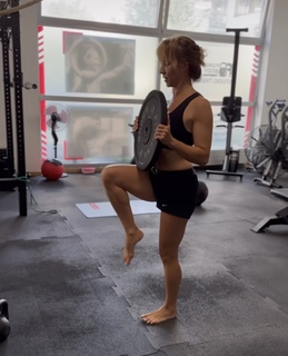 Katarzyna Ankudowicz feet photo 3