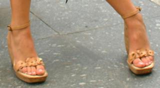 Katarzyna Bujakiewicz feet photo 11