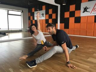 Katarzyna Cichopek feet photo thumbnail