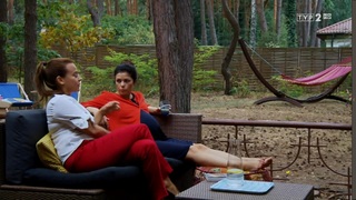 Katarzyna Cichopek feet photo thumbnail