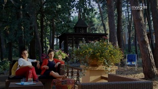 Katarzyna Cichopek feet photo thumbnail