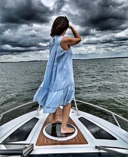 Katarzyna Cichopek feet photo thumbnail