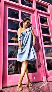 Katarzyna Cichopek feet photo thumbnail