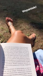 Katarzyna Cichopek feet photo thumbnail