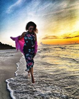 Katarzyna Cichopek feet photo thumbnail