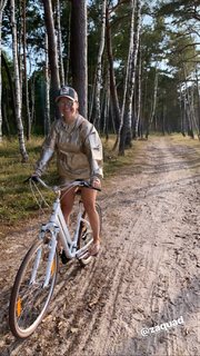 Katarzyna Cichopek feet photo thumbnail