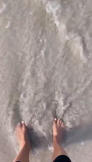 Katarzyna Cichopek feet photo thumbnail