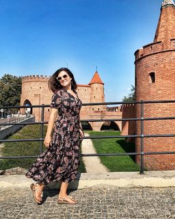 Katarzyna Cichopek feet photo thumbnail