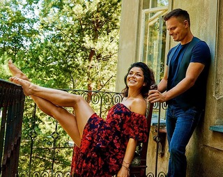 Katarzyna Cichopek feet photo thumbnail