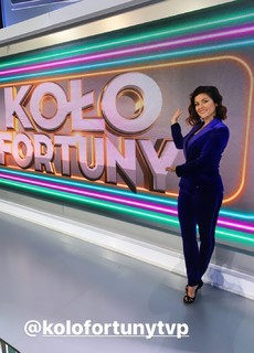 Katarzyna Cichopek feet photo thumbnail