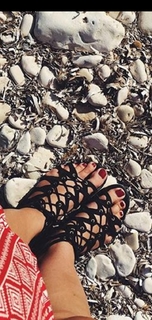 Katarzyna Cichopek feet photo thumbnail