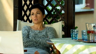 Katarzyna Cichopek feet photo thumbnail