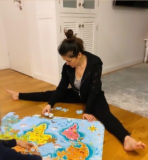 Katarzyna Cichopek feet photo thumbnail