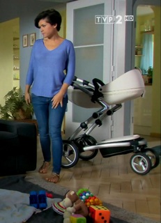 Katarzyna Cichopek feet photo thumbnail