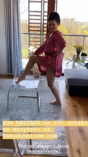 Katarzyna Cichopek feet photo thumbnail