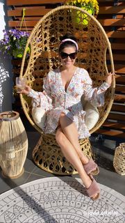 Katarzyna Cichopek feet photo thumbnail