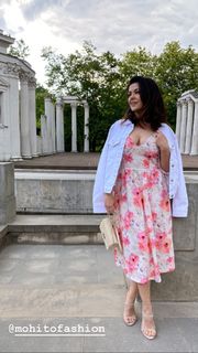 Katarzyna Cichopek feet photo thumbnail