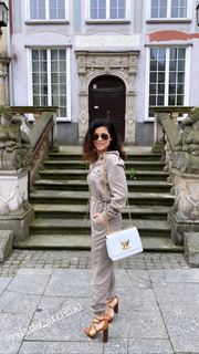 Katarzyna Cichopek feet photo thumbnail