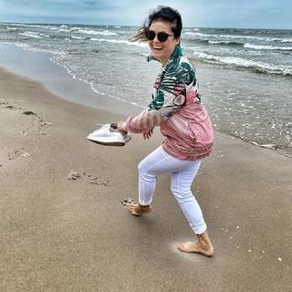 Katarzyna Cichopek feet photo thumbnail