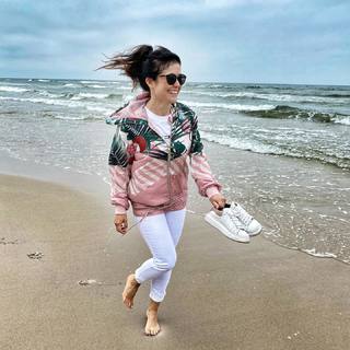 Katarzyna Cichopek feet photo thumbnail