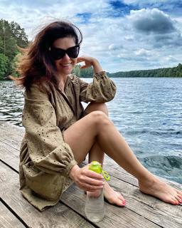 Katarzyna Cichopek feet photo thumbnail