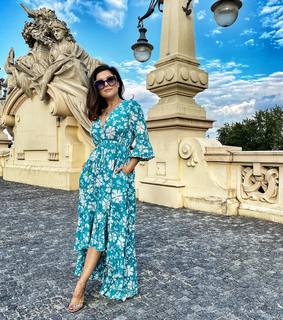 Katarzyna Cichopek feet photo thumbnail