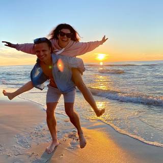 Katarzyna Cichopek feet photo thumbnail