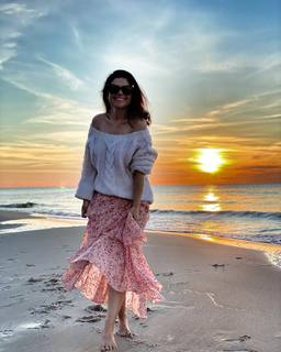 Katarzyna Cichopek feet photo thumbnail