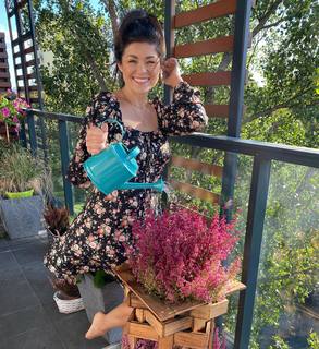 Katarzyna Cichopek feet photo thumbnail