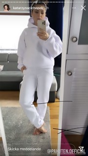 Katarzyna Cichopek feet photo thumbnail