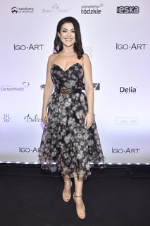 Katarzyna Cichopek feet photo thumbnail