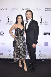 Katarzyna Cichopek feet photo thumbnail