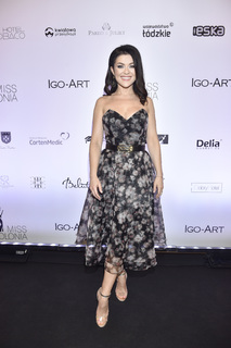 Katarzyna Cichopek feet photo thumbnail