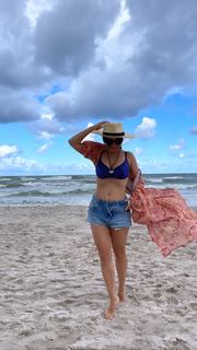 Katarzyna Cichopek feet photo thumbnail