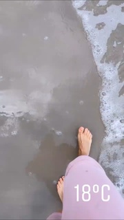 Katarzyna Cichopek feet photo thumbnail