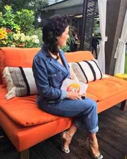 Katarzyna Cichopek feet photo thumbnail