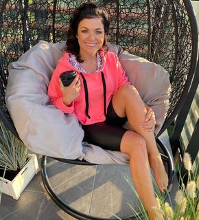 Katarzyna Cichopek feet photo thumbnail