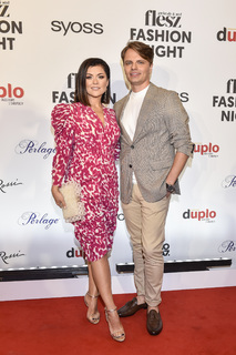 Katarzyna Cichopek feet photo thumbnail