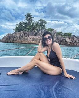 Katarzyna Cichopek feet photo thumbnail