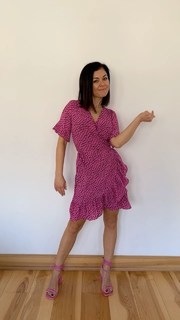 Katarzyna Cichopek feet photo thumbnail