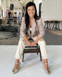 Katarzyna Cichopek feet photo thumbnail