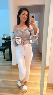 Katarzyna Cichopek feet photo thumbnail