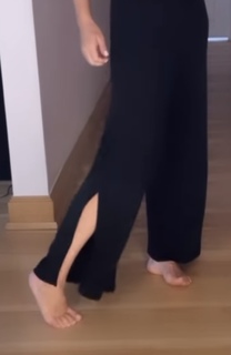 Katarzyna Cichopek feet photo thumbnail