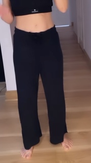 Katarzyna Cichopek feet photo thumbnail