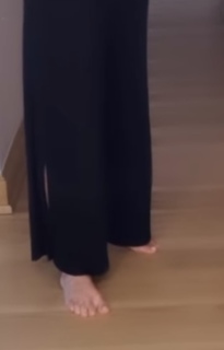 Katarzyna Cichopek feet photo thumbnail