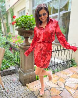 Katarzyna Cichopek feet photo thumbnail