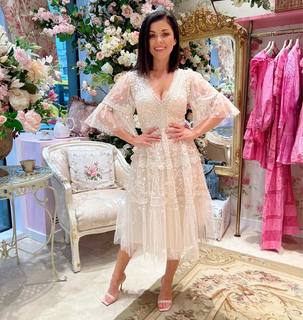 Katarzyna Cichopek feet photo thumbnail