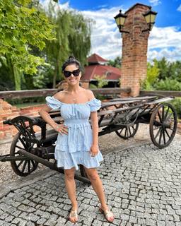 Katarzyna Cichopek feet photo thumbnail