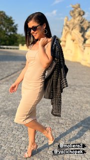 Katarzyna Cichopek feet photo thumbnail